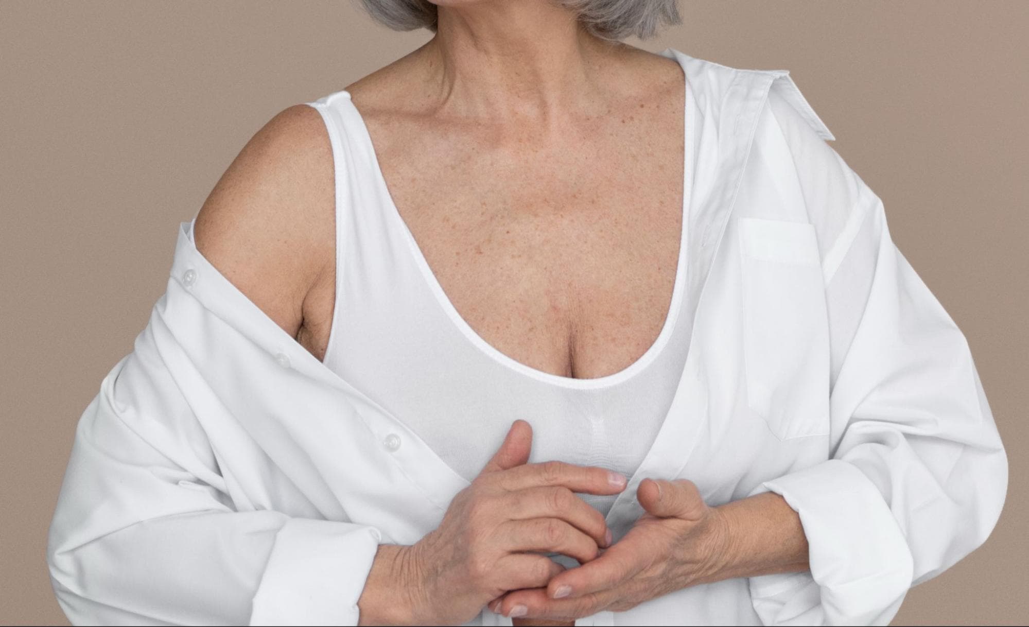 หน้าอกหย่อนคล้อย เกิดจาก