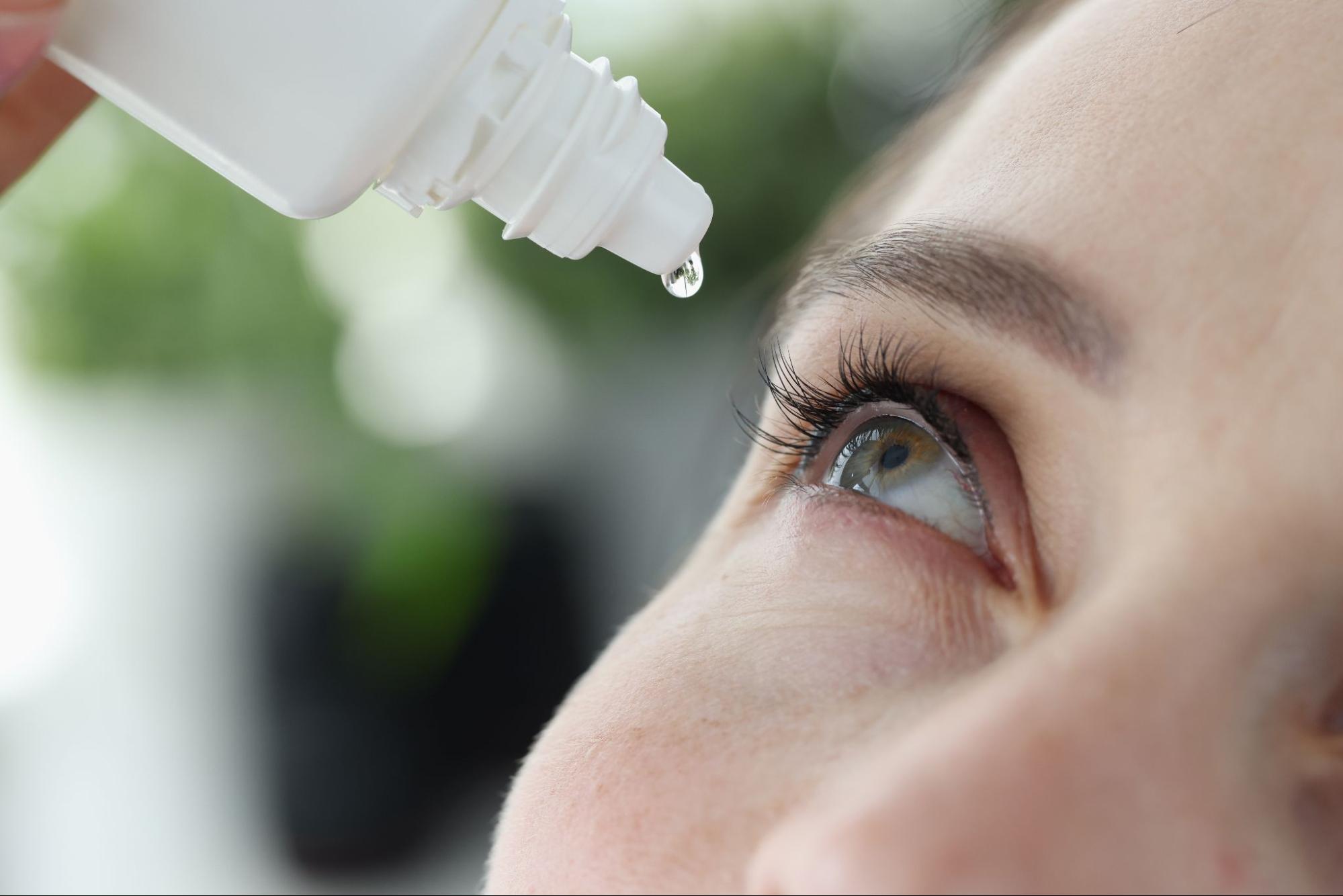 What Are Artificial Tears? Benefits, Types & Proper Usage